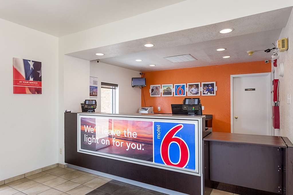 Motel 6-North Palm Springs, Ca - North Интерьер фото