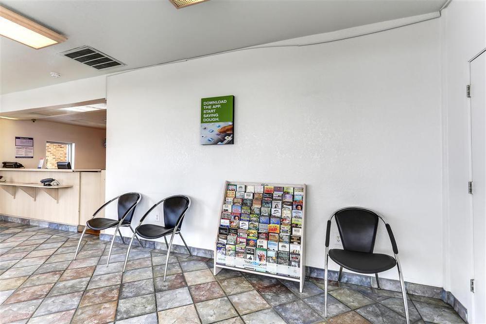Motel 6-North Palm Springs, Ca - North Интерьер фото