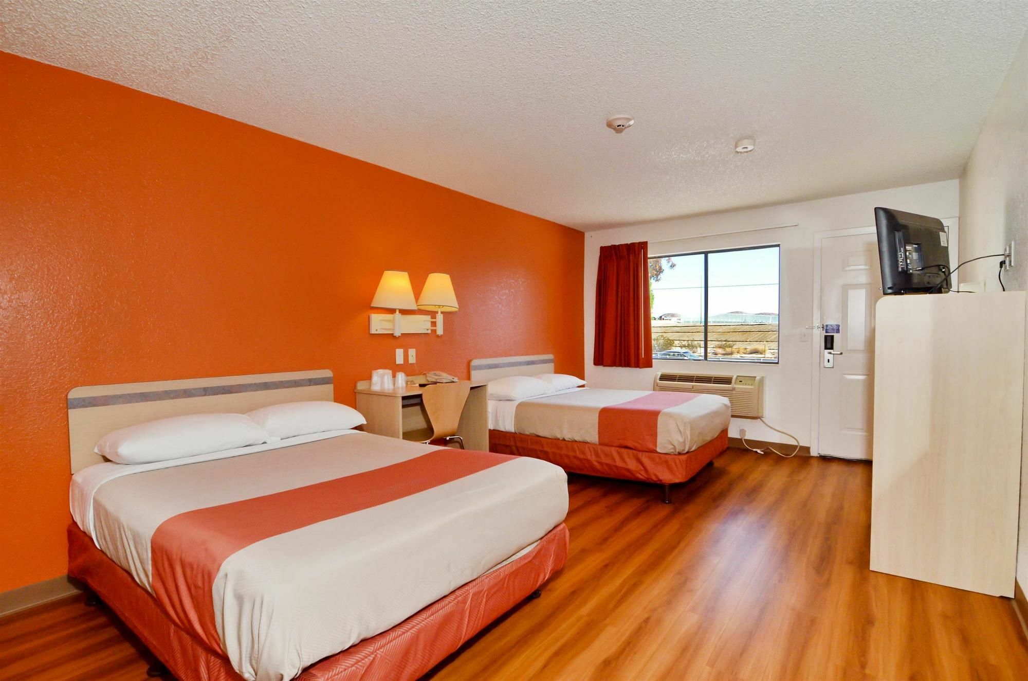Motel 6-North Palm Springs, Ca - North Экстерьер фото