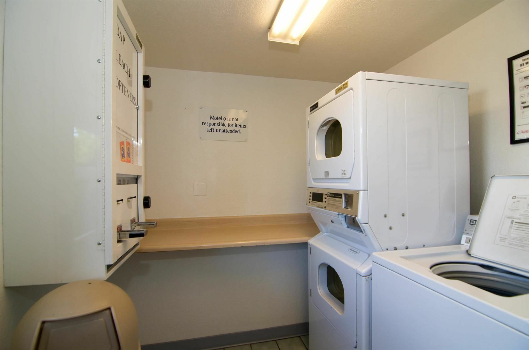 Motel 6-North Palm Springs, Ca - North Экстерьер фото